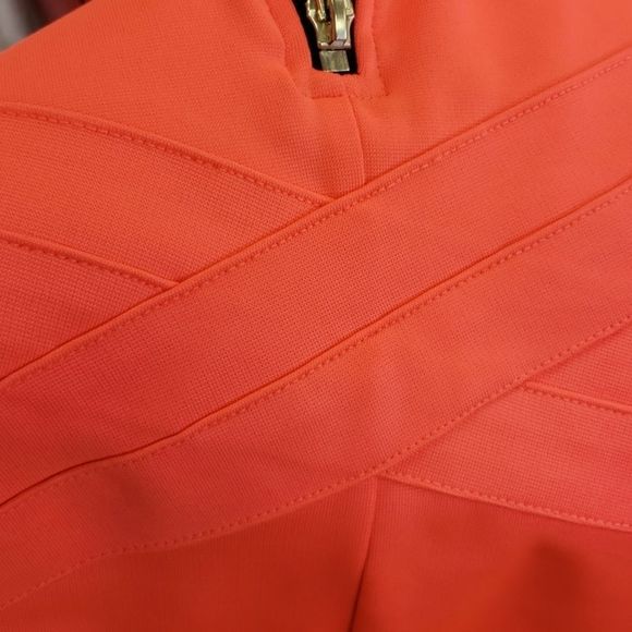 NWT 💟 H&M Florescent Pink Bodyfitting Dress - Picture 12 of 12